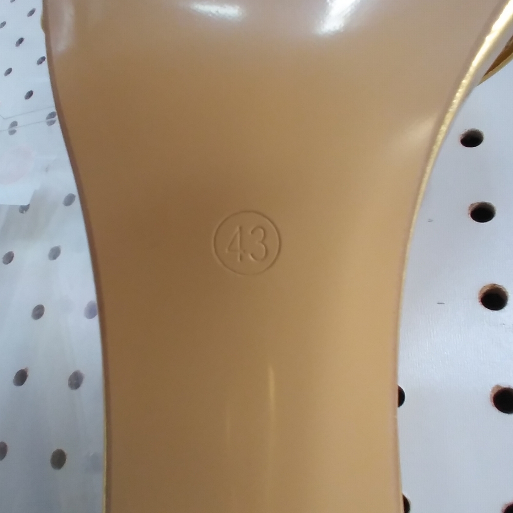 Gold Metallic Leather 3" Mid Heel Strappy Kitten-Heel Pump Peep-toe & Pointy-Toe - Picture 7 of 7